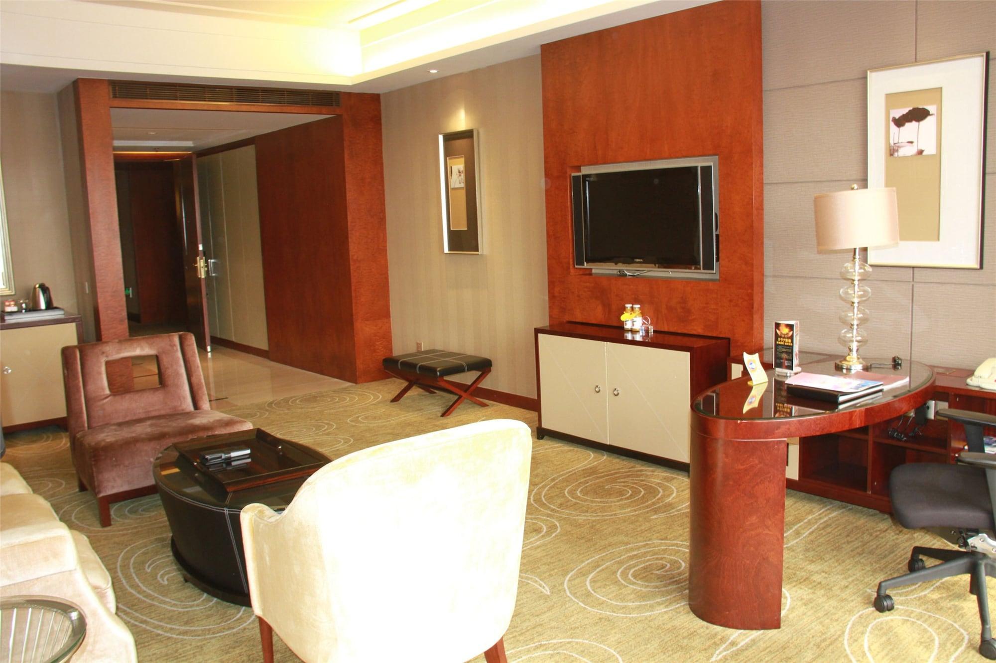 Baolilai International 5*
